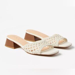 LOFT Ivory Crochet Slip on Sandals Size 7.5